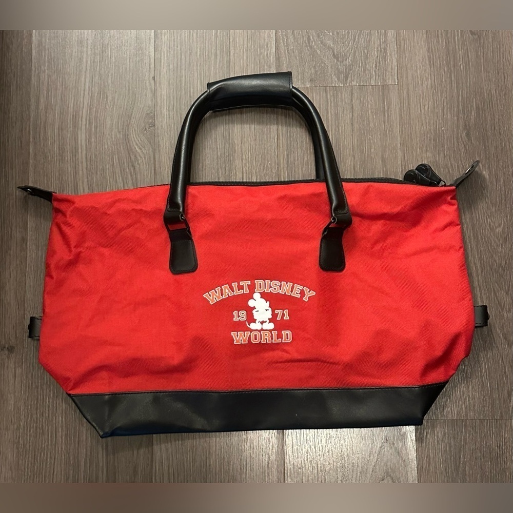 Vintage Walt Disney World Mickey Mouse Duffel Bag 1971